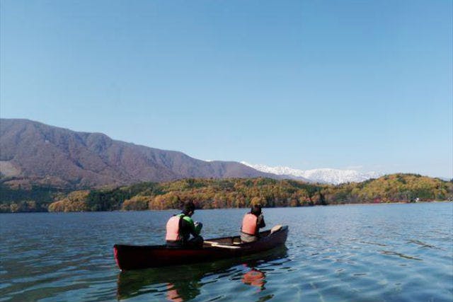 白馬から車で15分の美しい湖、青木湖へ漕ぎ出しましょう！