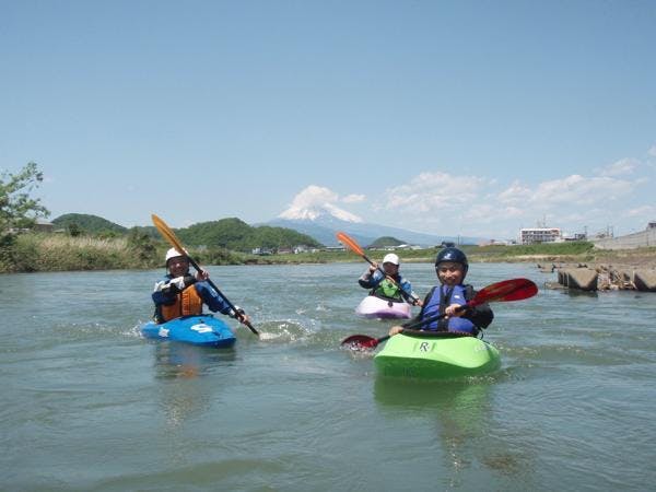 富士山をバックに狩野川カヤック！
