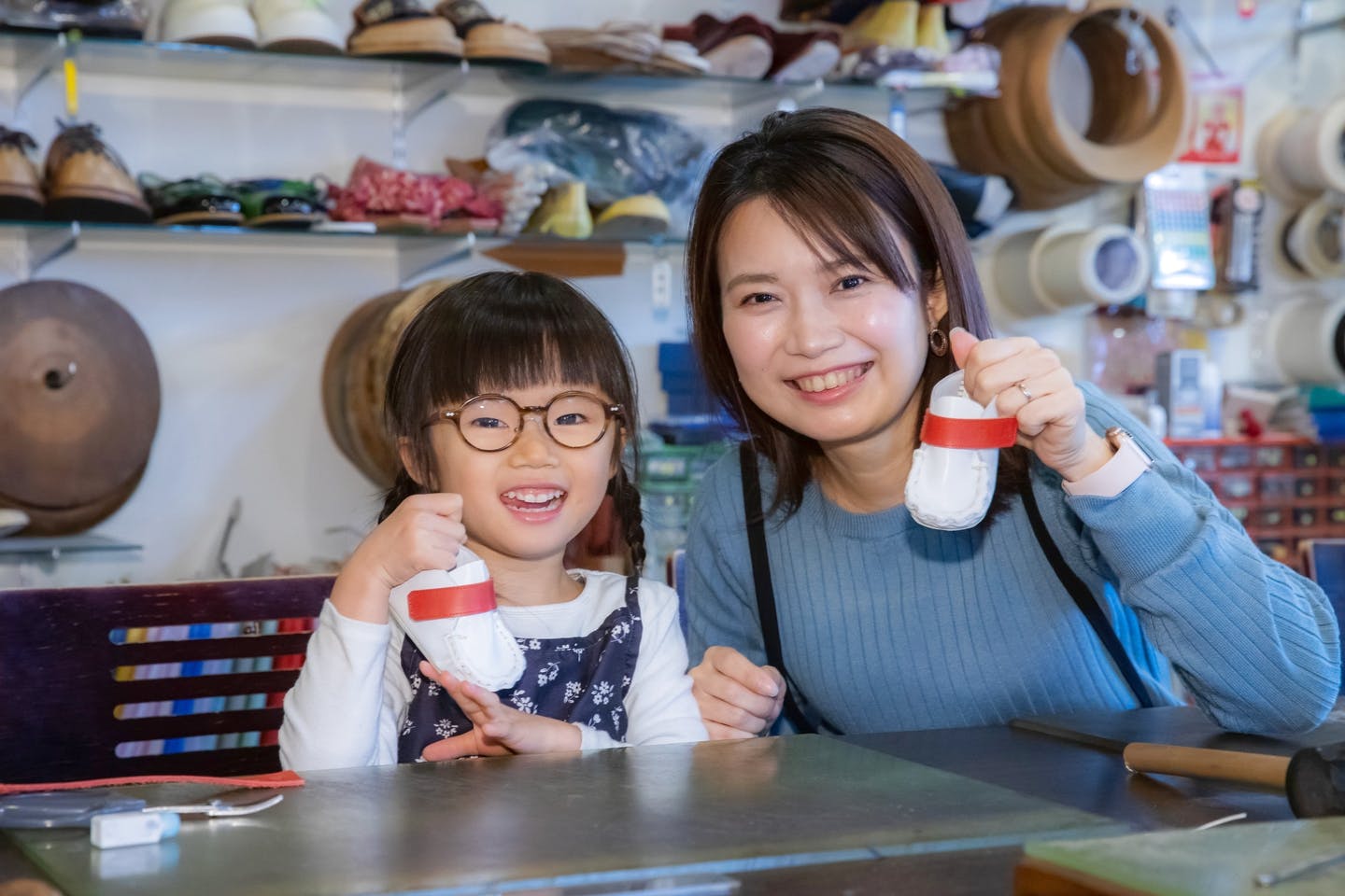 【東京・調布市・靴作り体験】世界で1つだけの贈り物！ファーストシューズ作り体験
