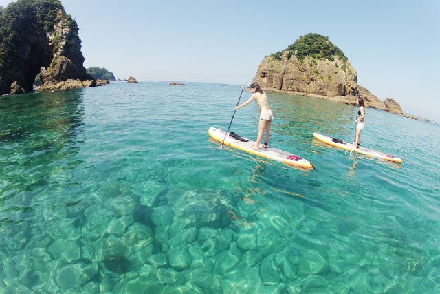 【熊本・天草・SUP】 日本の宝島・天草ジオパークでSUP。 洞窟探検＆熱帯魚鑑賞付き（午後）