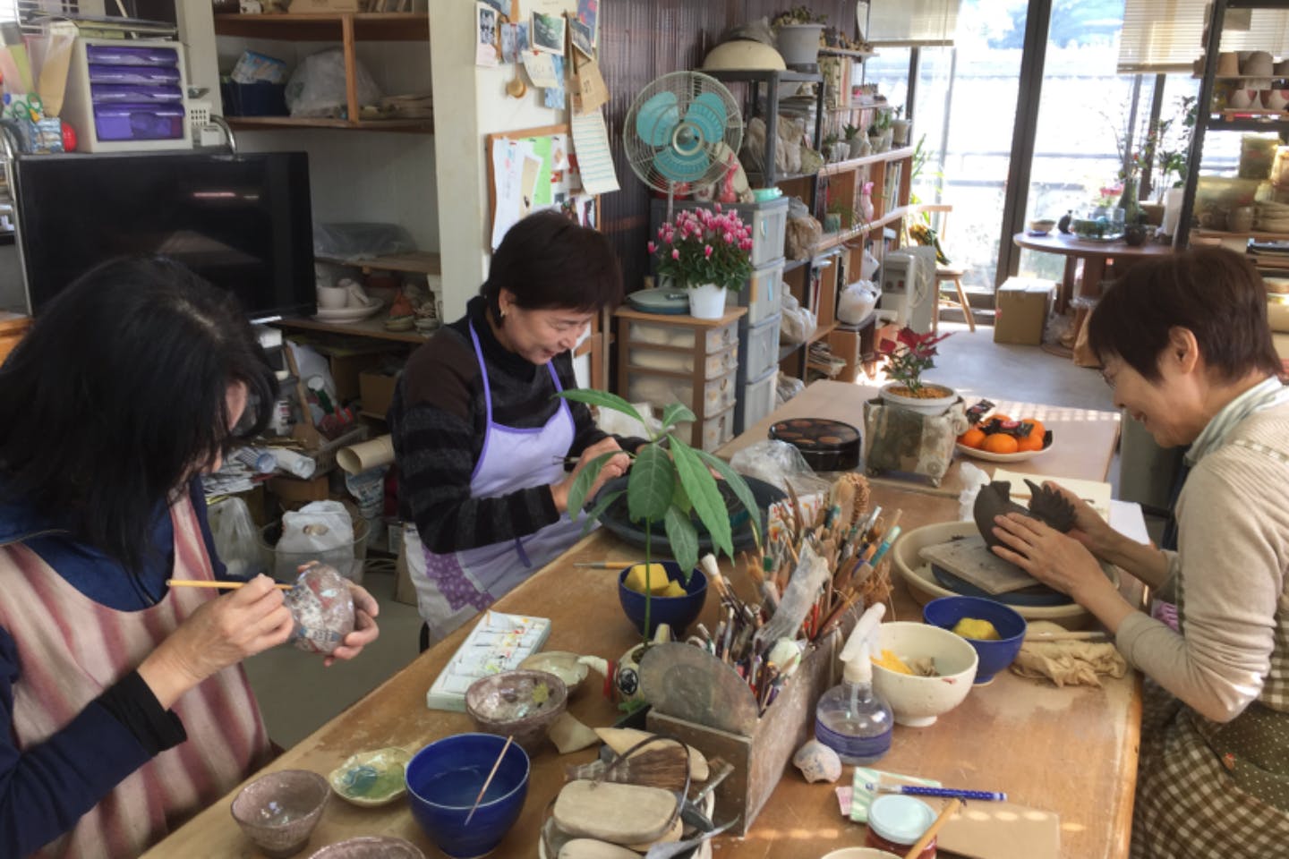【兵庫・姫路市・陶芸体験】姫路城を眺めながら！手びねりの陶芸体験
