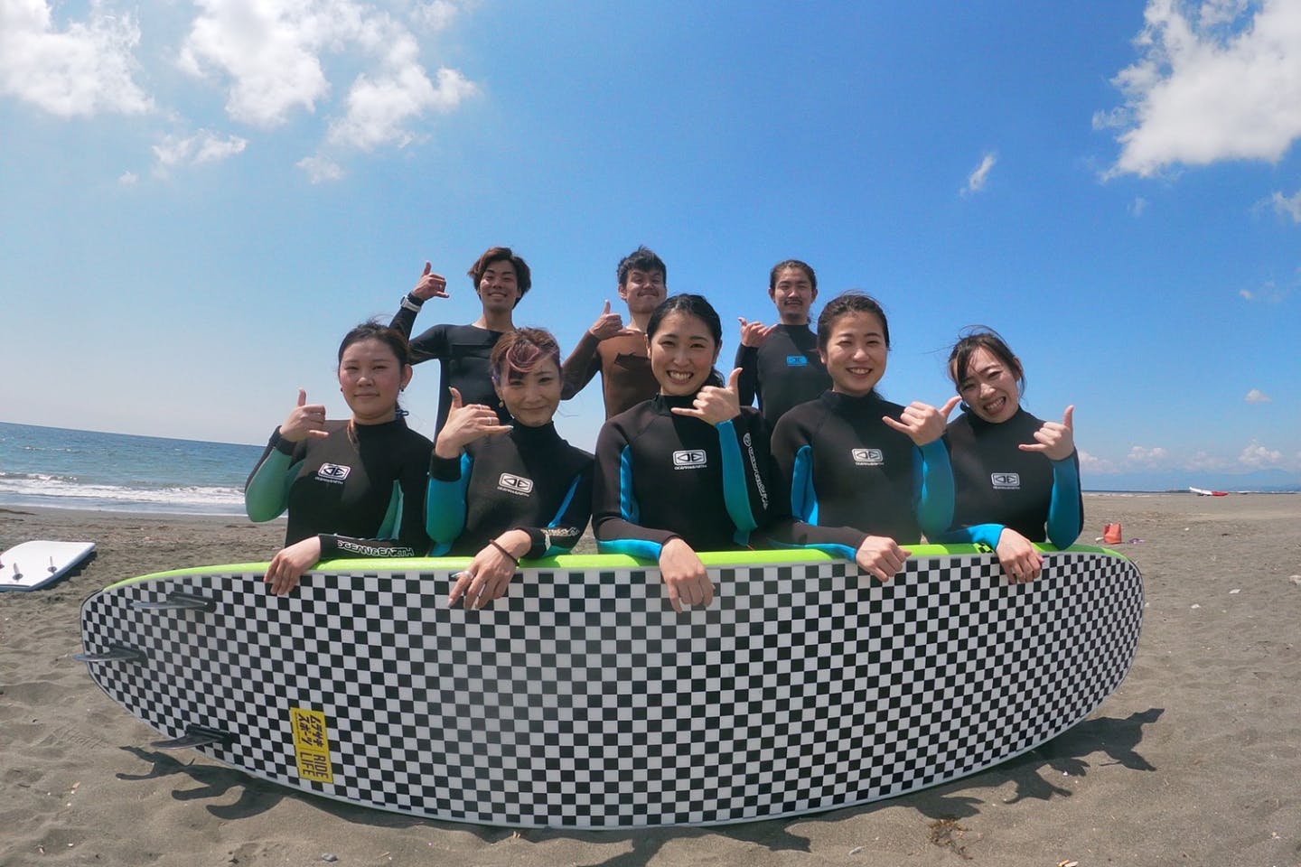 【神奈川・茅ヶ崎・サーフィンスクール】手ぶらでサーフィンライフを楽しもう！