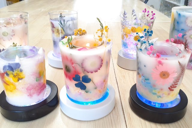 【三重・鈴鹿・手作りキャンドル】自家製花材は約300種類！半透明なほっこりしたキャンドル体験