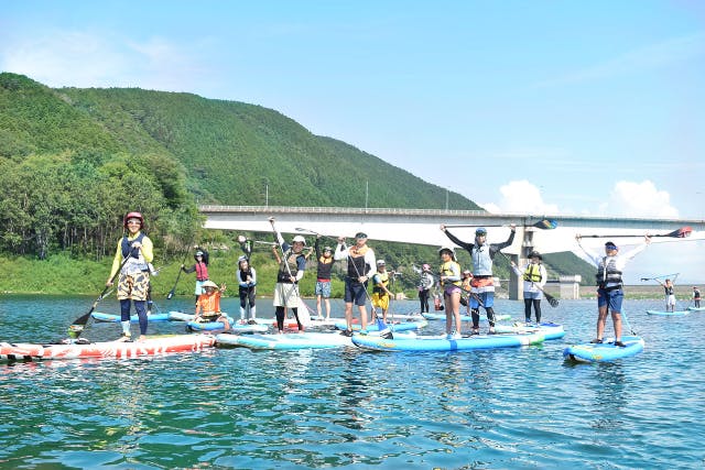 【岐阜・恵那】初心者から経験者も！広大な阿木川ダム湖でのんびりカヤック・SUP体験！