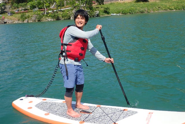 【徳島・吉野川・リバーSUP】開放感たっぷりの人気アクティビティを体験してみよう！初心者でも参加OK！（半日コース）