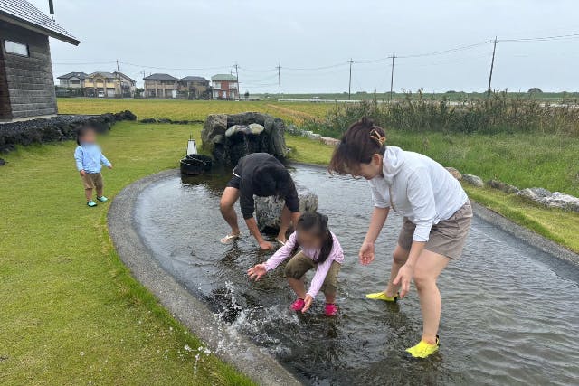 【千葉・香取・うなぎのつかみ取り体験】＜捕ったうなぎがうな重で食べられる＞安全に川遊び体験！うな重・うなぎコーラ付き！小学生未満無料
